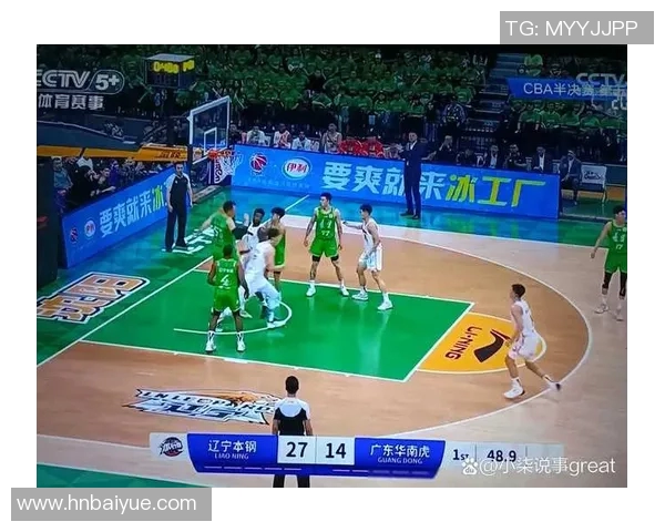 CBA青岛主场迎战深圳队全力争胜展现球队实力与斗志