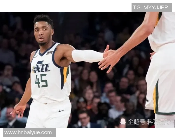 NBA直播爵士对阵雷霆精彩赛事回顾与分析全场亮点尽在其中 NBA直播爵士对阵雷霆精彩赛事回顾与分析全场亮点尽在其中