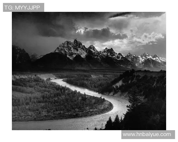 亚当斯的传奇人生与影响力探秘：从历史到现代的深远启示